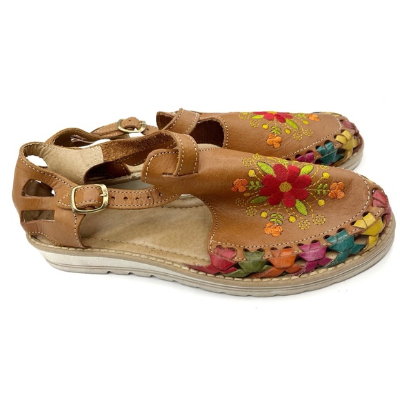 Veronica Sandals Size 8 Floral Embroidery Buckle Closure Leather Mexican - Picture 2 of 4